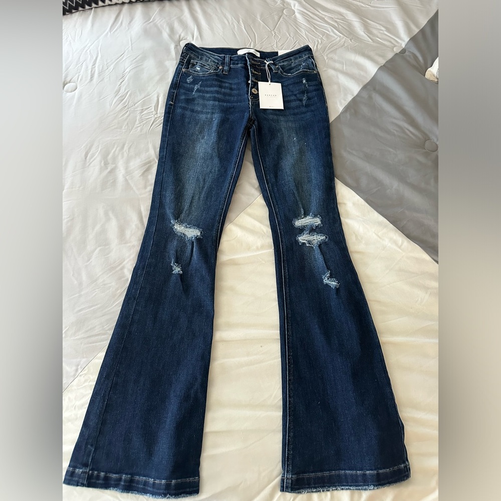 KanCan flare Jeans w/tags